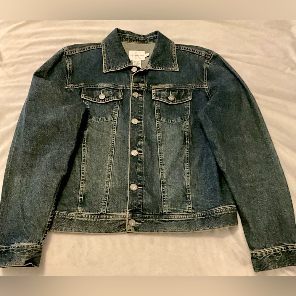 Calvin Klein Jean Jacket in size Large dark blue.